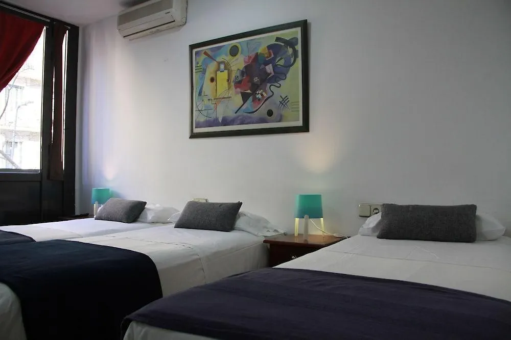 Гостевой дом Hostal Lk Барселона