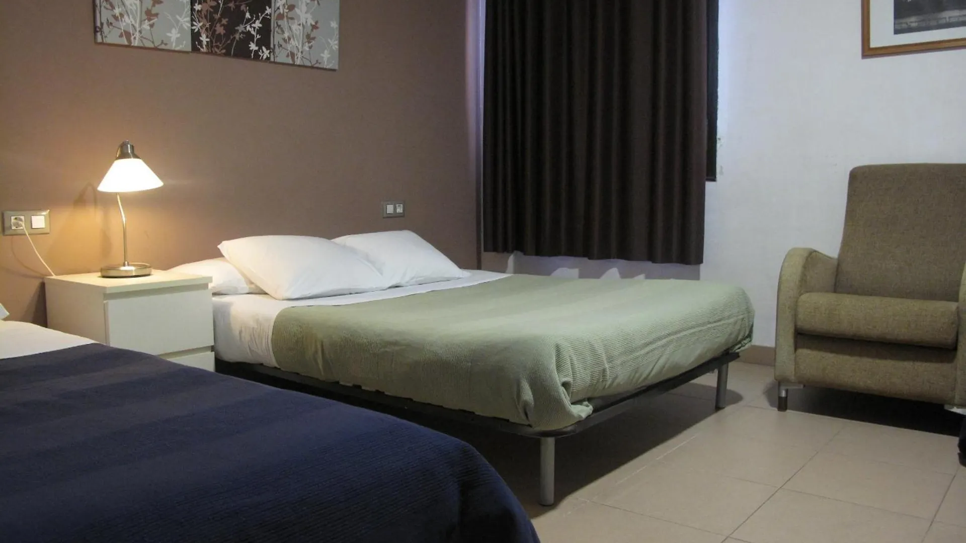Гостевой дом Hostal Lk Барселона