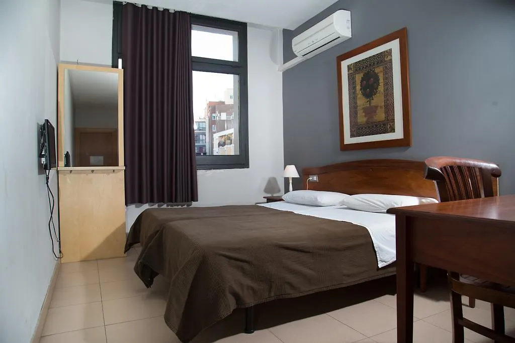 Гостевой дом Hostal Lk Барселона