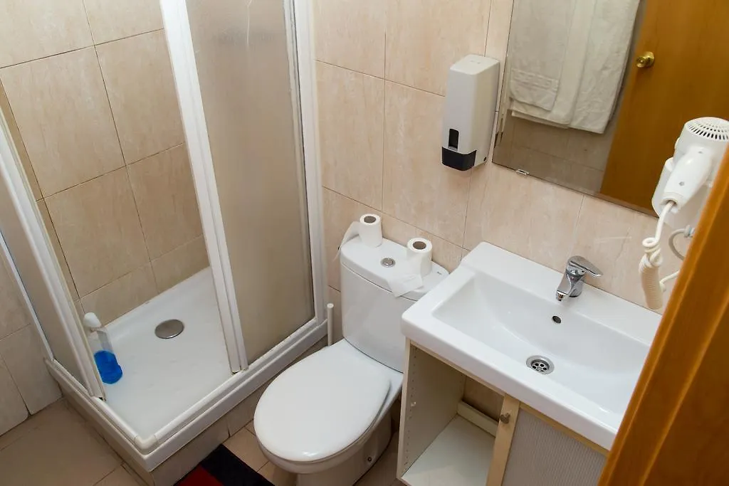 ** Гостевой дом Hostal Lk Барселона Испания