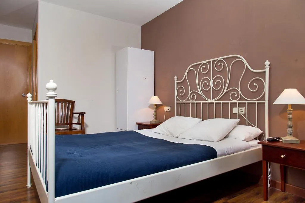Hostal Lk Barcelona Guest house