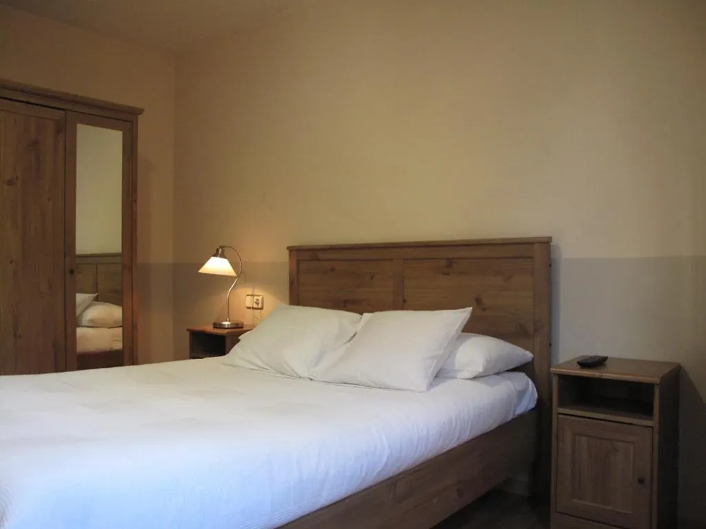 Hostal Lk Барселона
