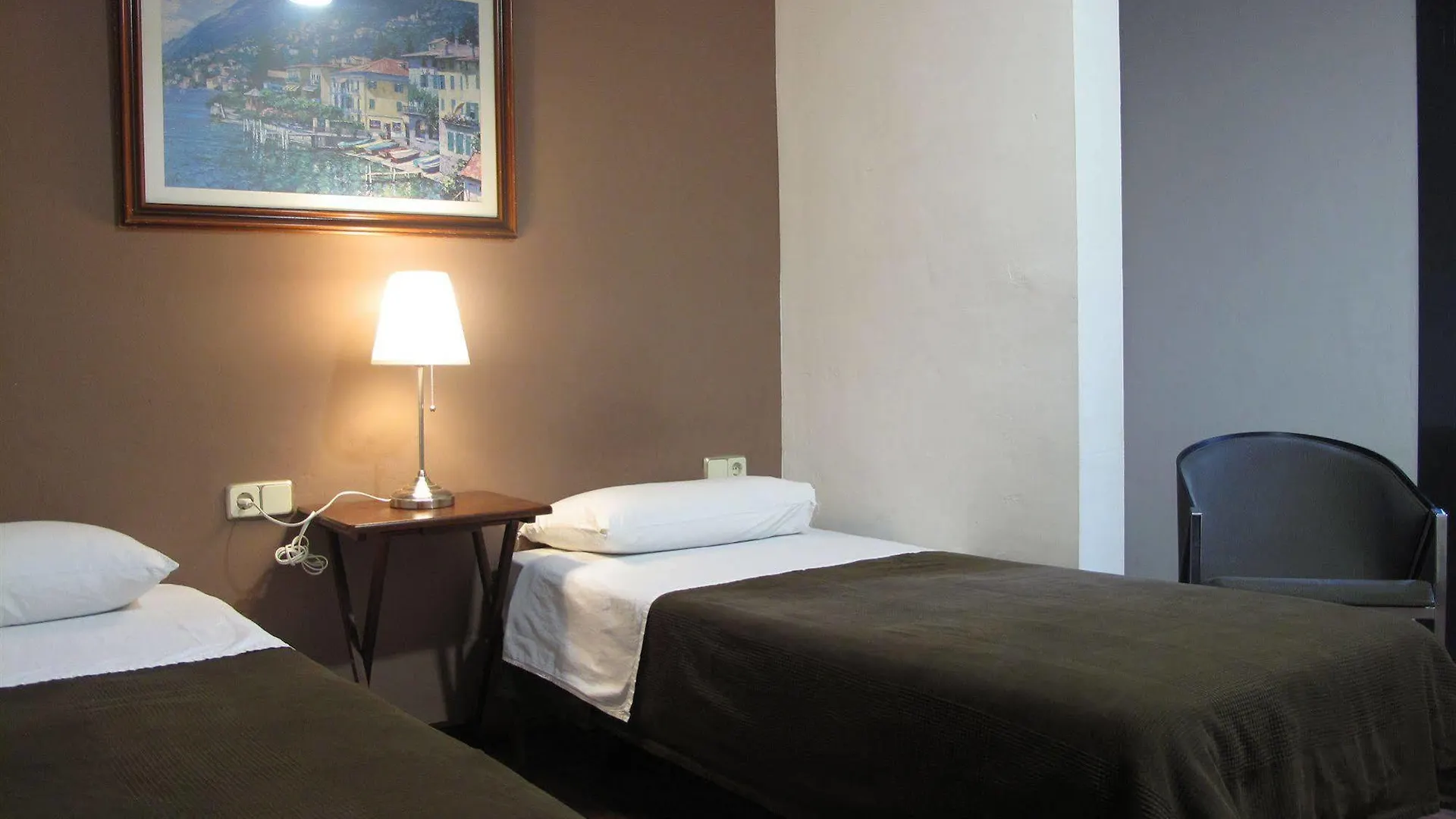Гостевой дом Hostal Lk Барселона