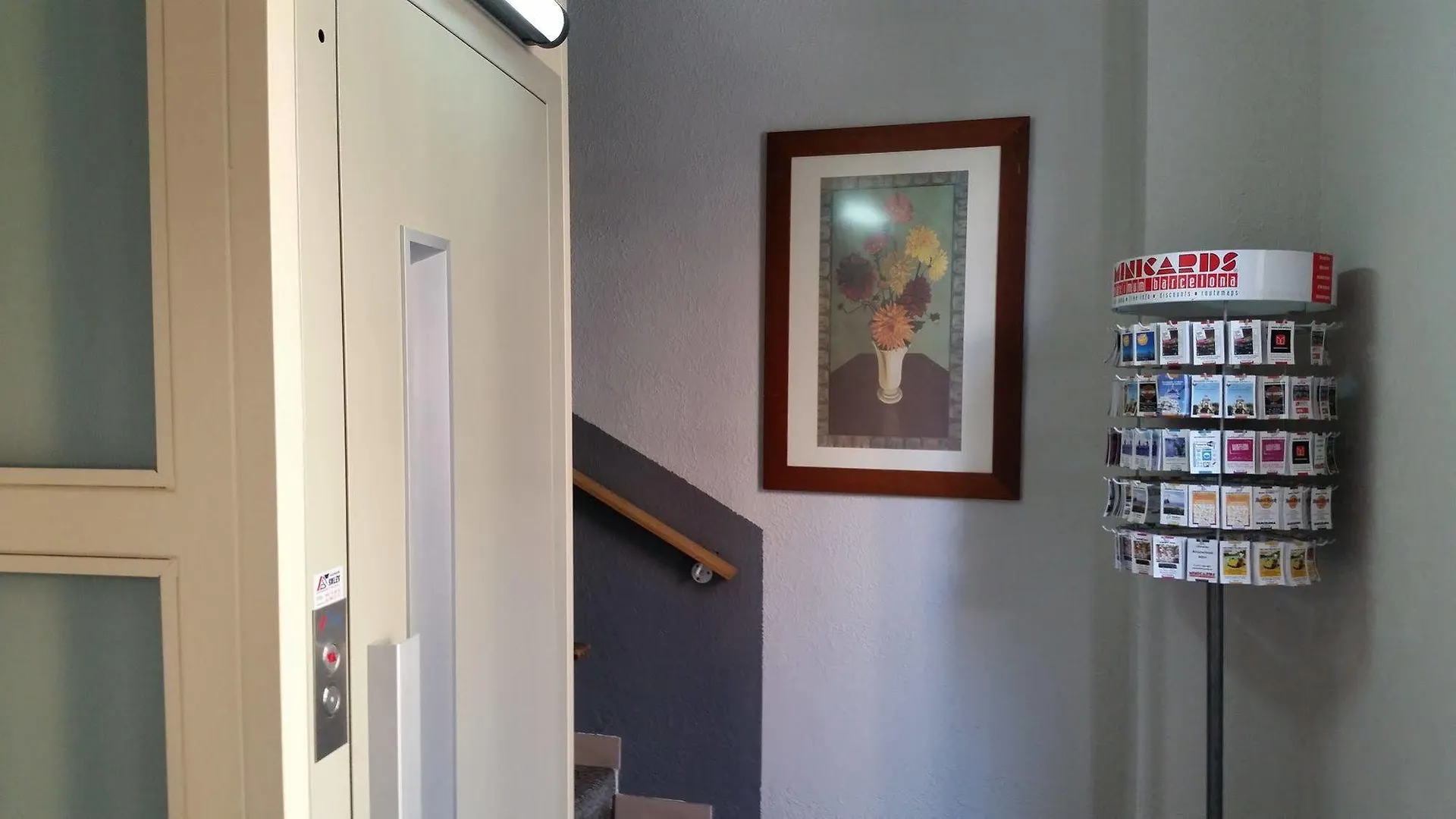 Hostal Lk Barcelona Guest house