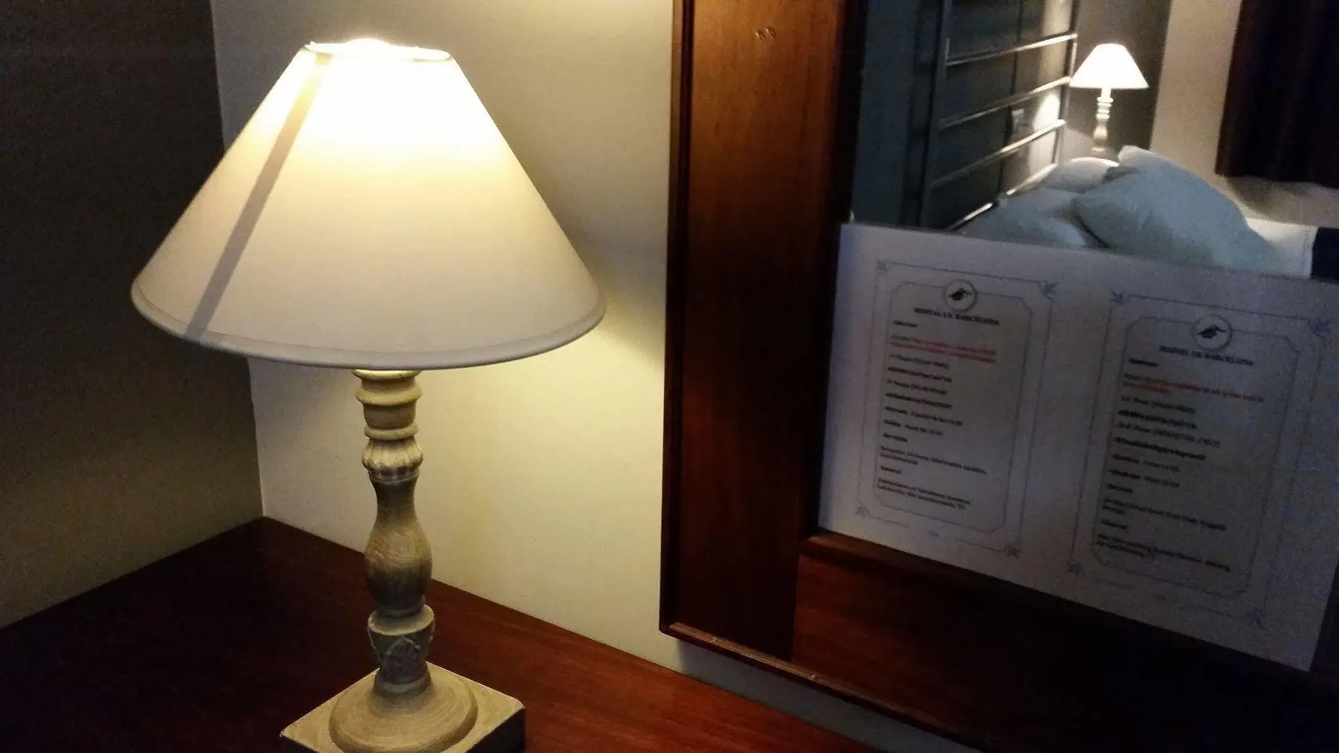 ** Guest house Hostal Lk Barcelona Spain