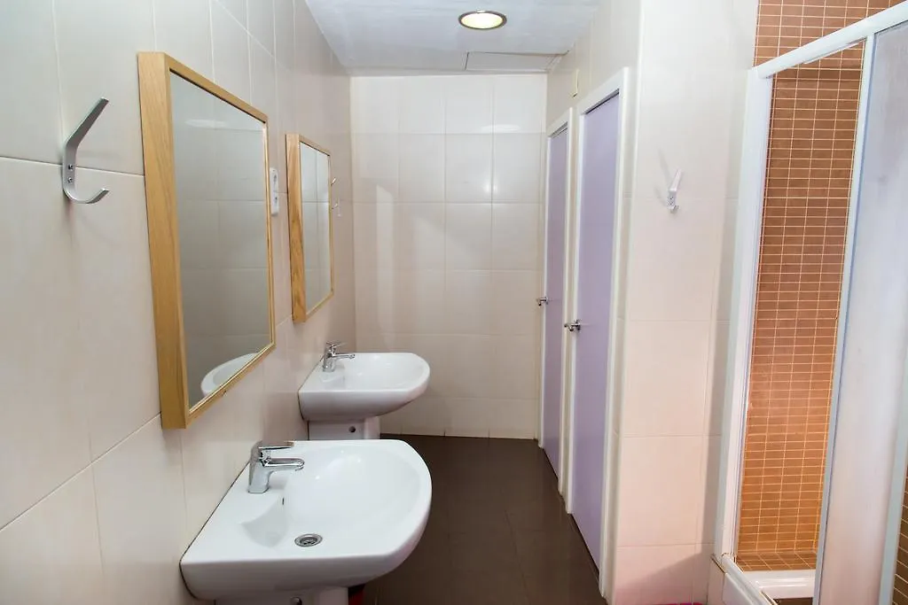 Hostal Lk Barcelona Spain