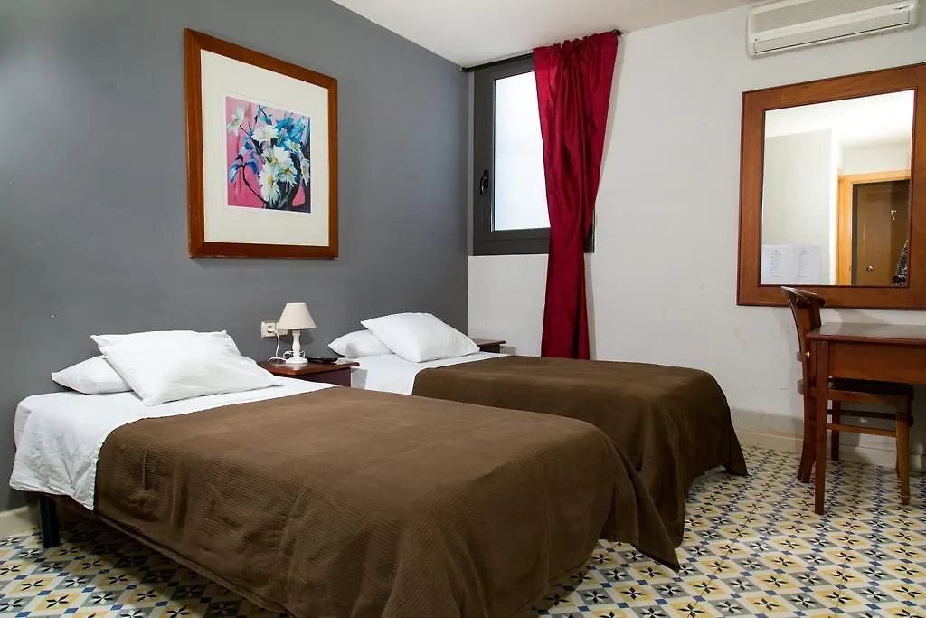 Hostal Lk Barcelona Guest house