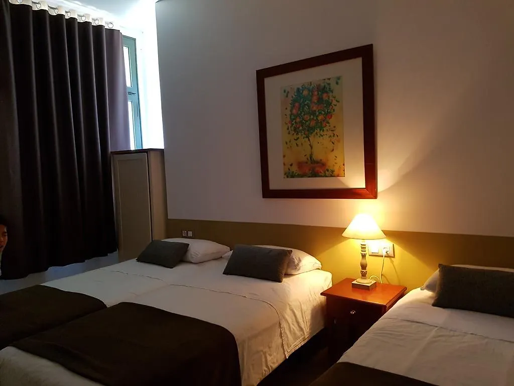 Hostal Lk Barcelona Guest house